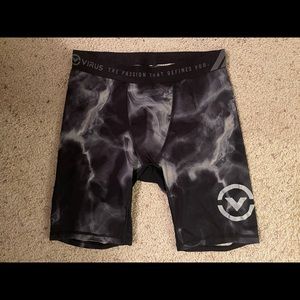 Virus Men's Compression Shorts size Large